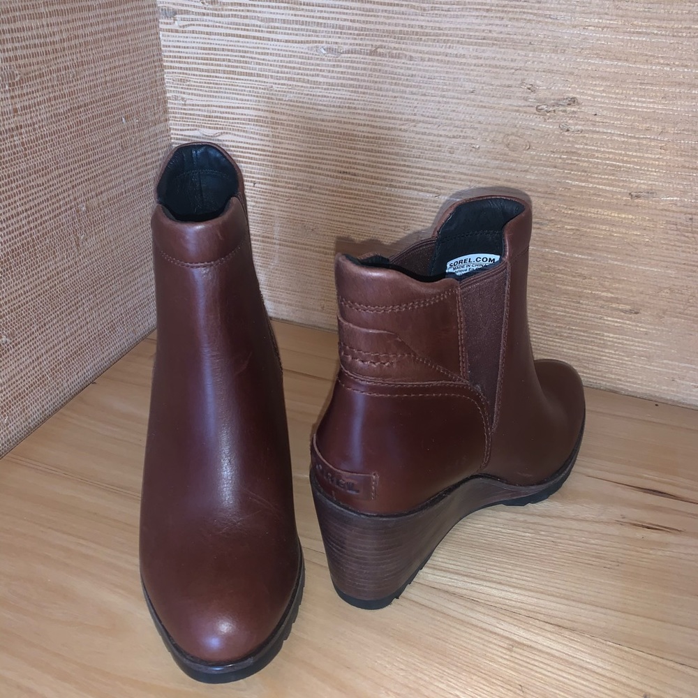 Like New Sorel Booties